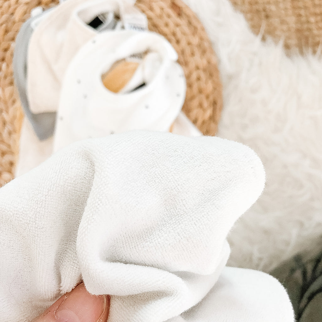 Bamboo Bandana Bibs - Mini (Newborn-6M) - KEWE Clothing 